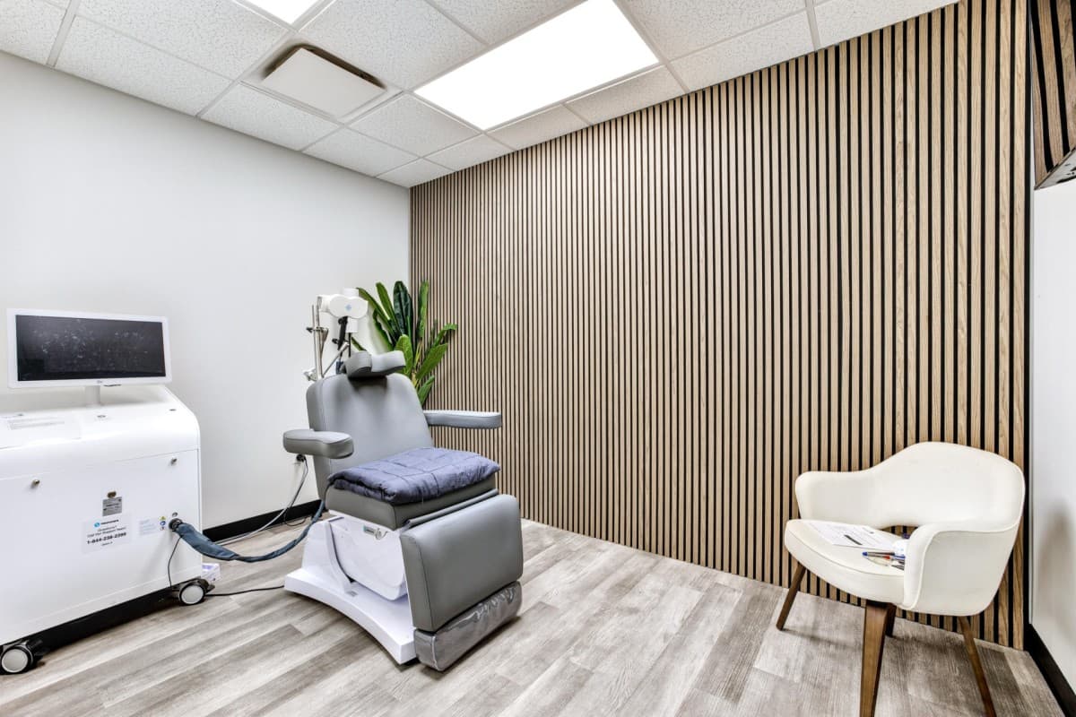 Scottsdale Clinic Offers Drug-Free Depression Care Over 30 Sessions